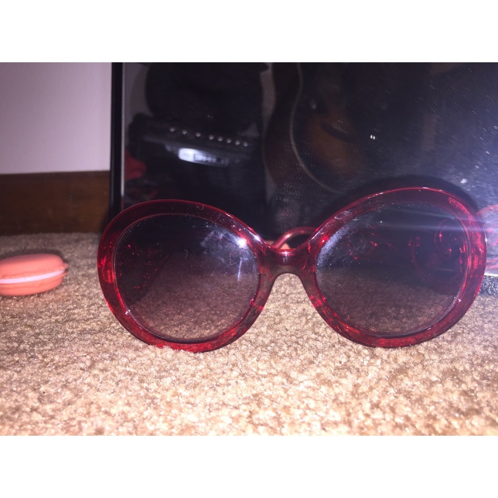 Sunglasses - Picture 2 of 2